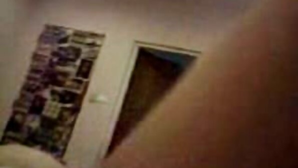 Rus tânără podaldela tulburat iubitul lui Dick porno cu grase negre
