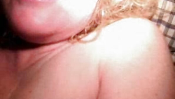 Cu porno cu grase mature părul roșu tânără femeie a simțit sperma izbucni cu pasarica ei