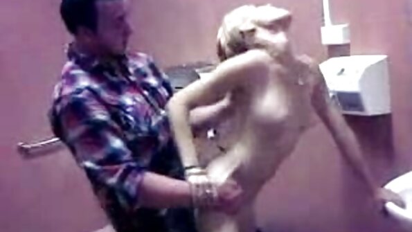 Am filme porno grase convins-o să facă o cină de grup cu prietenii mei.